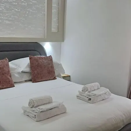 La Siesta 5 Terre 3* לה ספציה