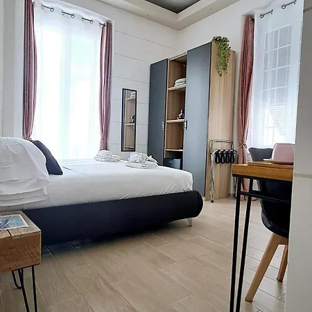 La Siesta 5 Terre בית הארחה 3*